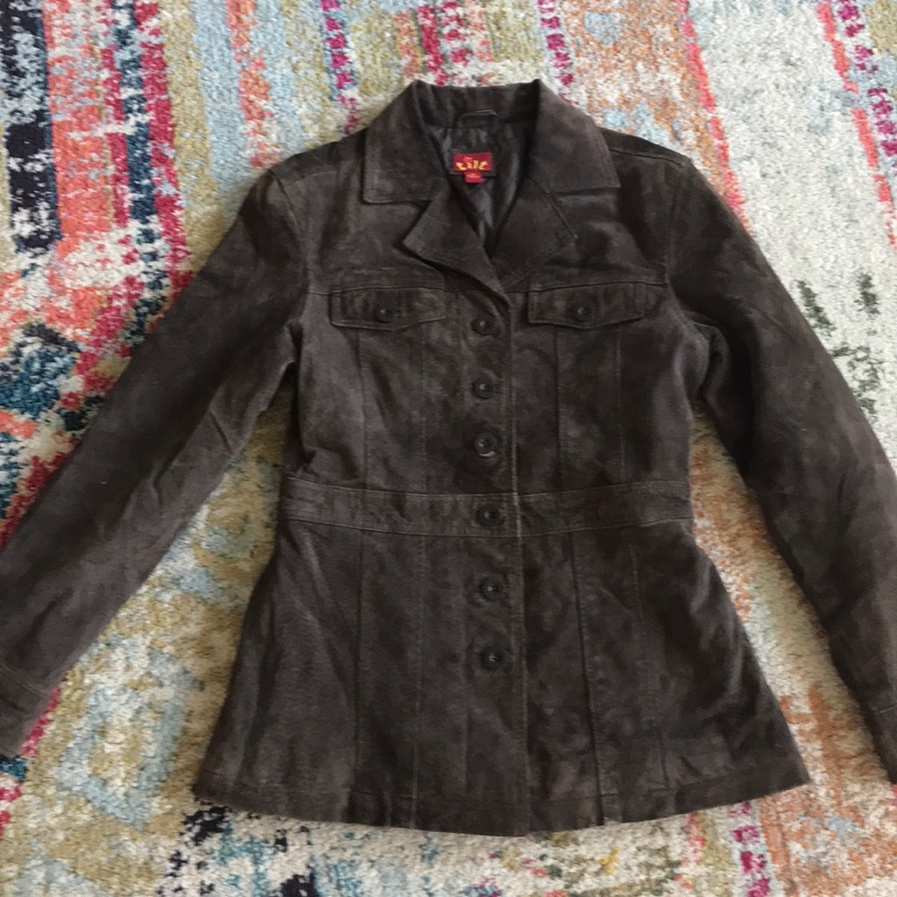 Beautiful Dark Brown Leather Jacket by tilt.